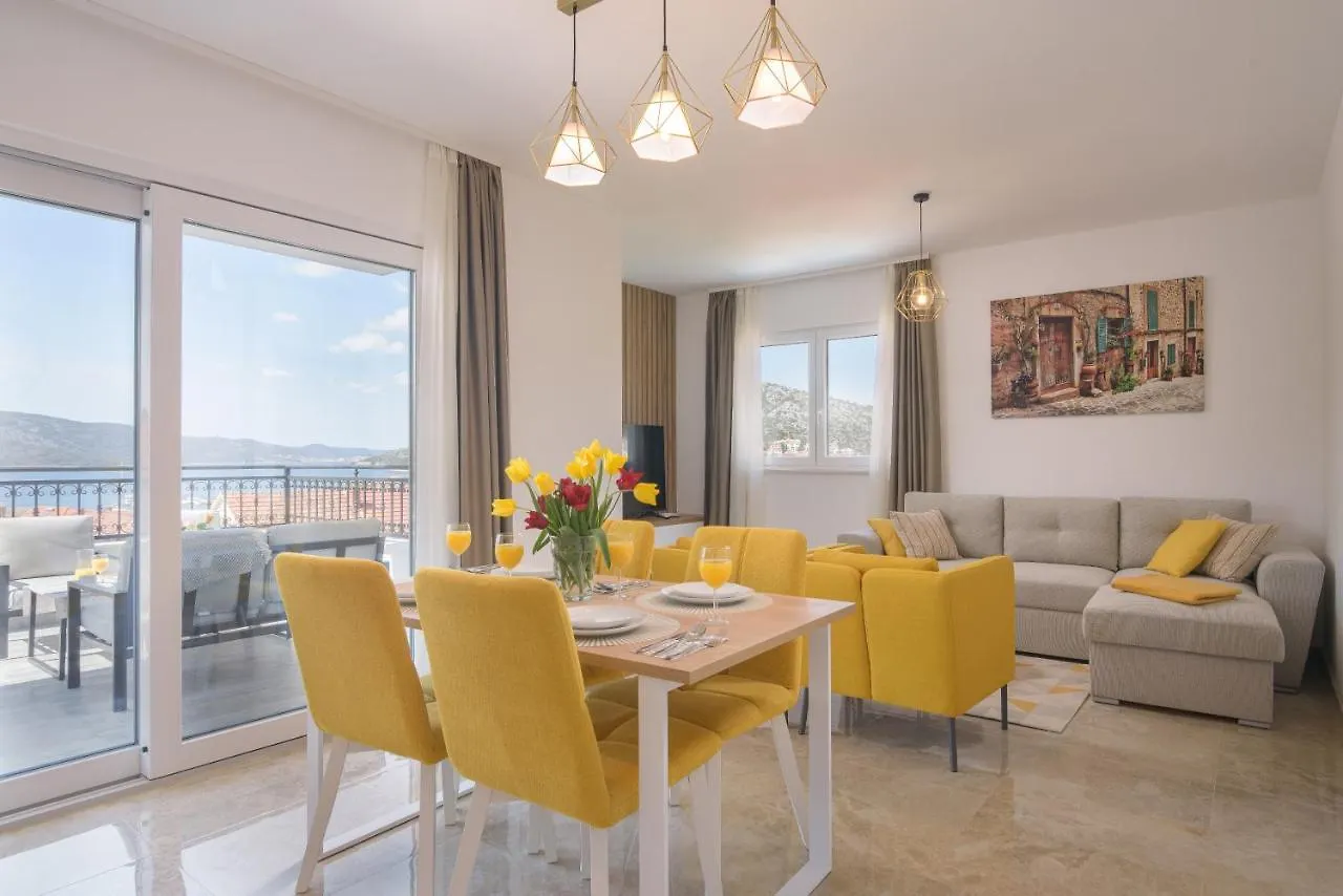 Appartement Villa Barbara & Zoran With Heated Swimming Pool Seget Vranjica